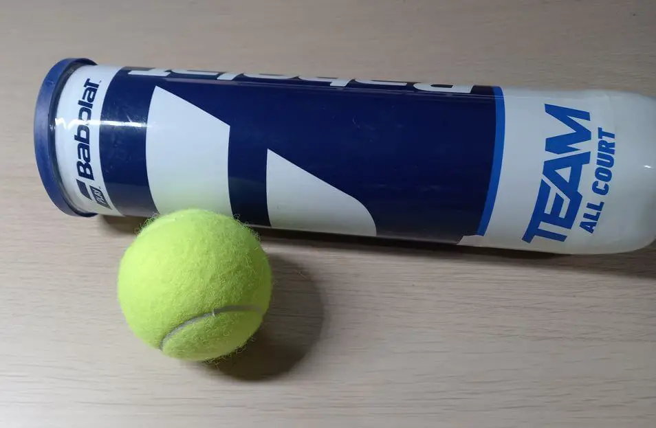 tennis ball can