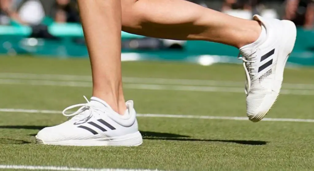 Rybakina’s shoes in the Wimbledon 2022